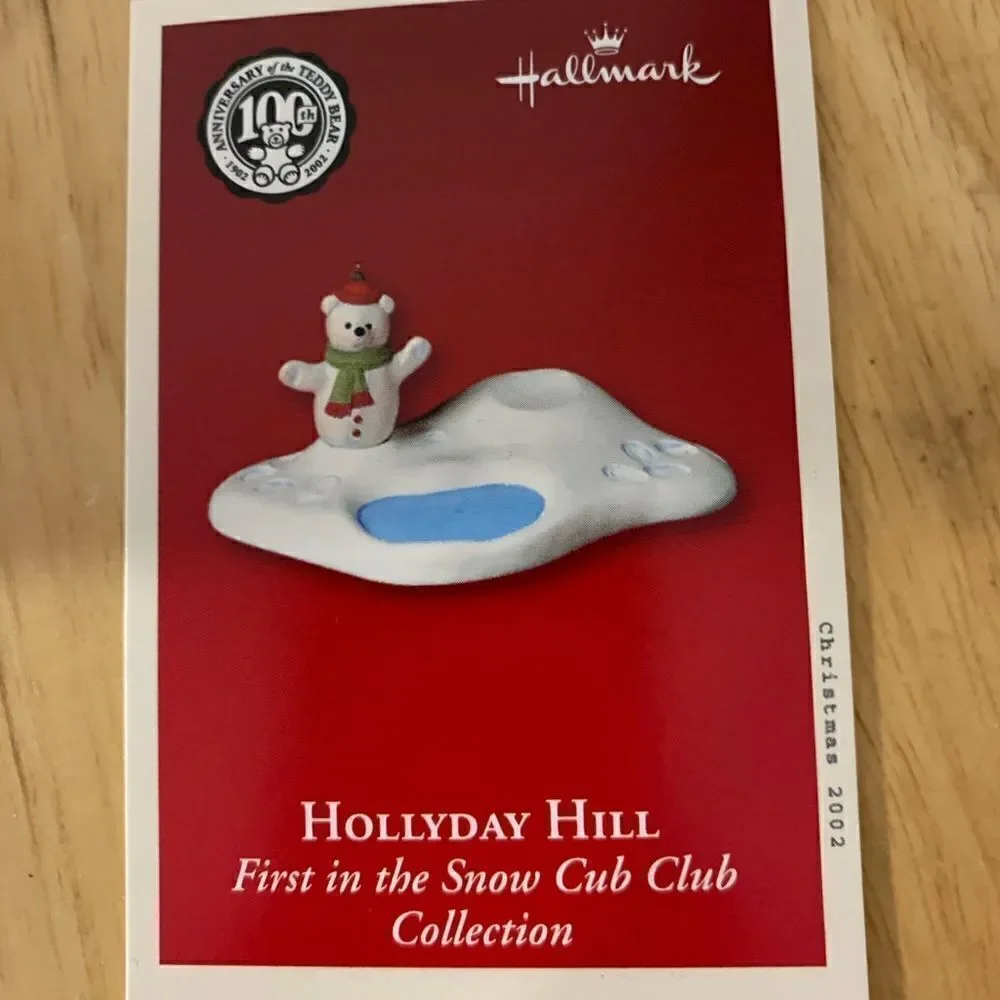 Holiday Hill Hallmark Keepsake Christmas Holiday Ornament Winter Display 5 Bears